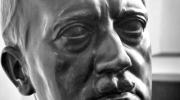 Plan de ma plaidoirie pour Adolf Hitler buste hitler wp