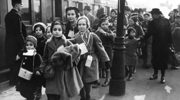 Pourquoi Hitler a-t-il déporté les Juifs ? Qu'étaient-ils devenus en 1945 ? (3/3) 20190301